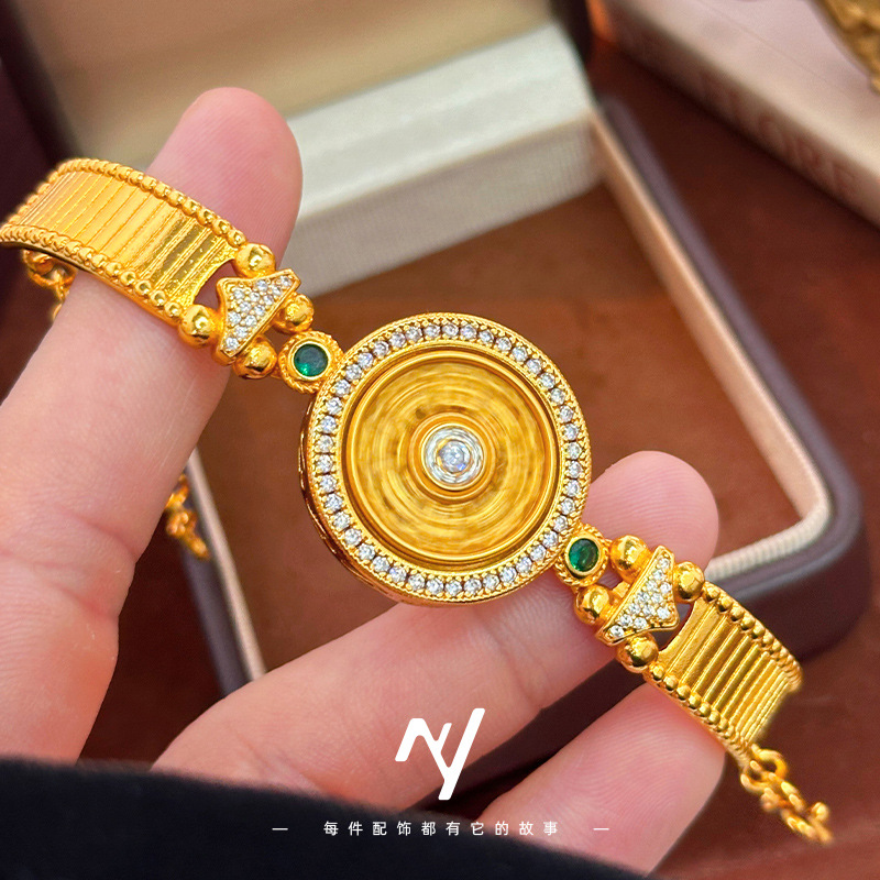 2026 Kum Altın Dönen Sekiz Haz - Luxury Watch Nice incelemesi ve fiyatı